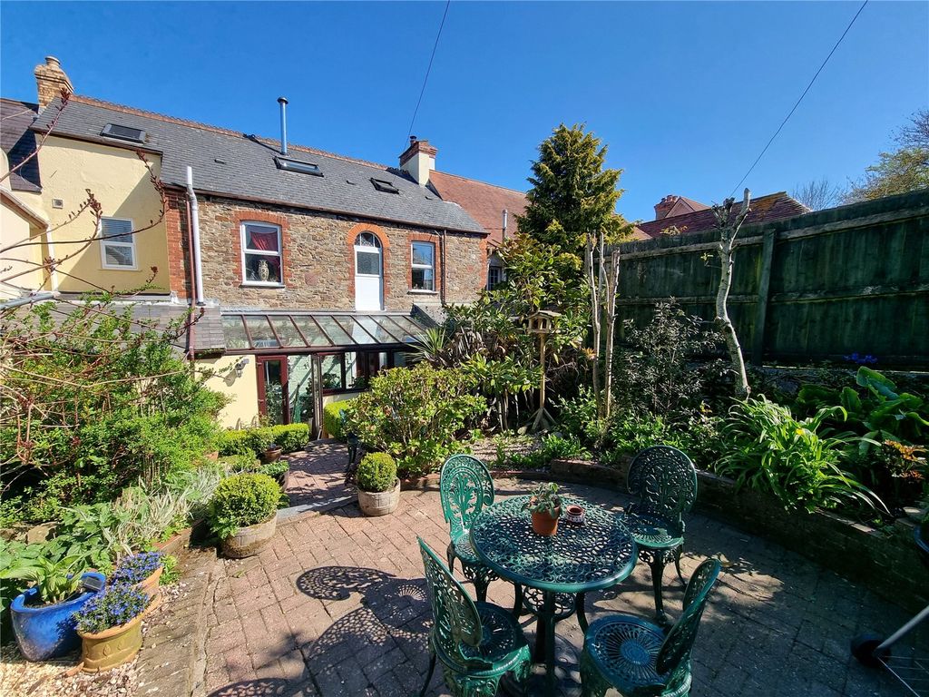 Property photo 1 of 27 Picture No. 61