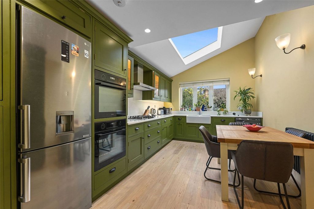 Property photo 2 of 15 Kitchen/Diner