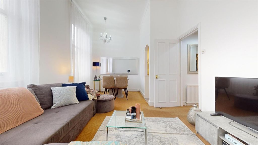 Property photo 3 of 13 67122F63B91Ef66B0E618131_d9Ba676B7A544548d448Efa04