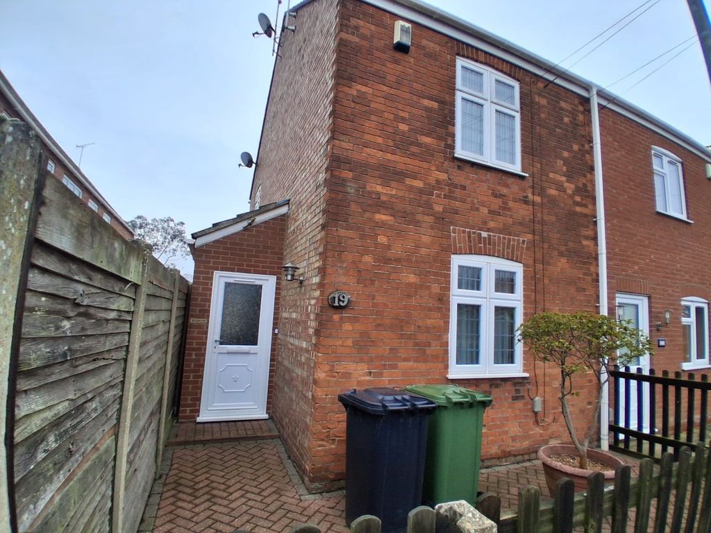 Property photo 1 of 13 Bedroom