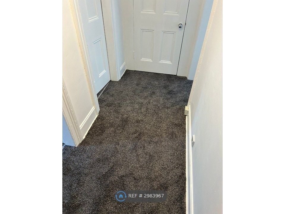 Property photo 2 of 13 Hall