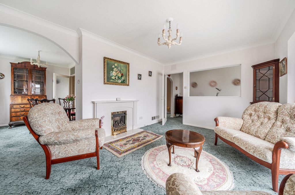 Property photo 3 of 18 1440238-6-69Dea49...