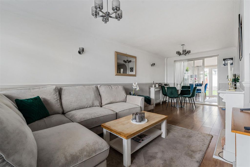 Property photo 3 of 23 4_76636.Jpg