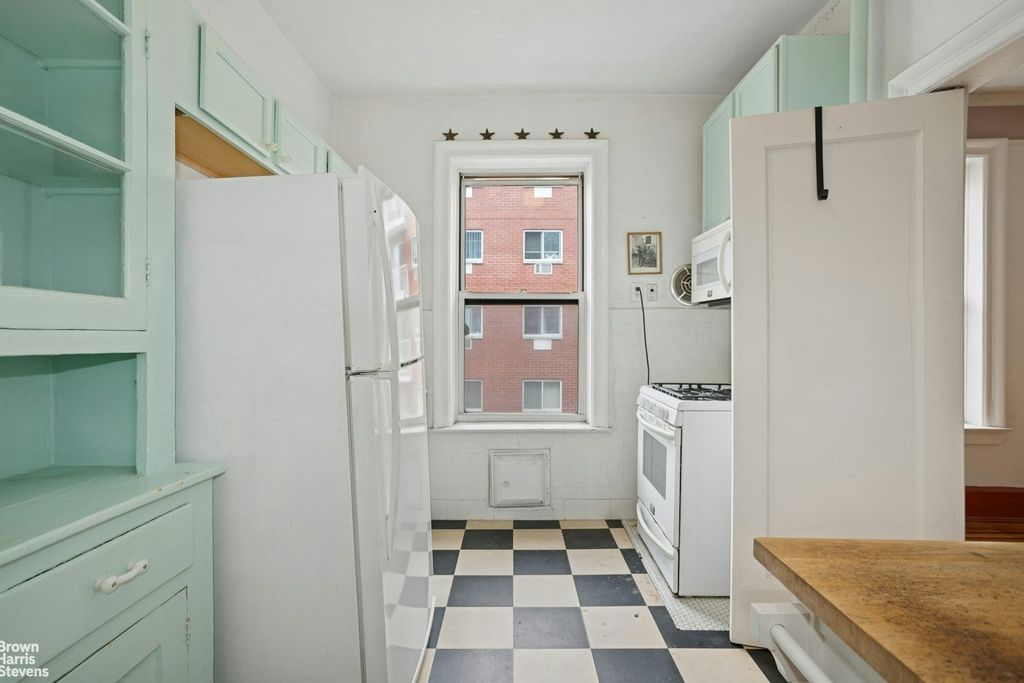 Property photo 3 of 11 <Alttext/>