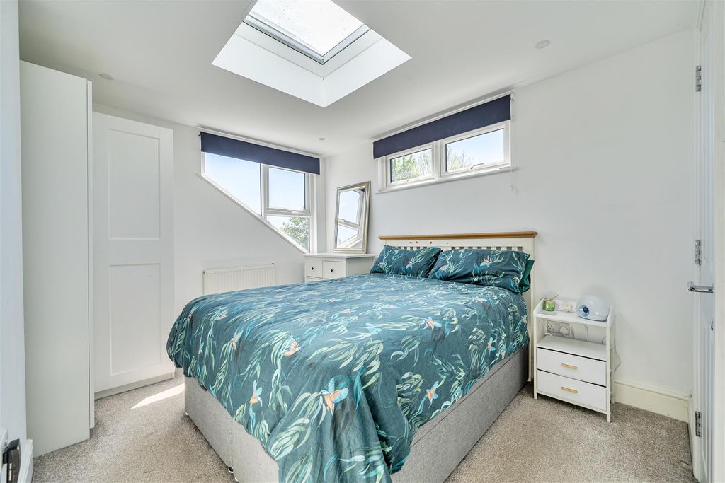 Additional image 4 of 5 bed semi-detached house for saleTonbridge Road, Maidstone ME16
