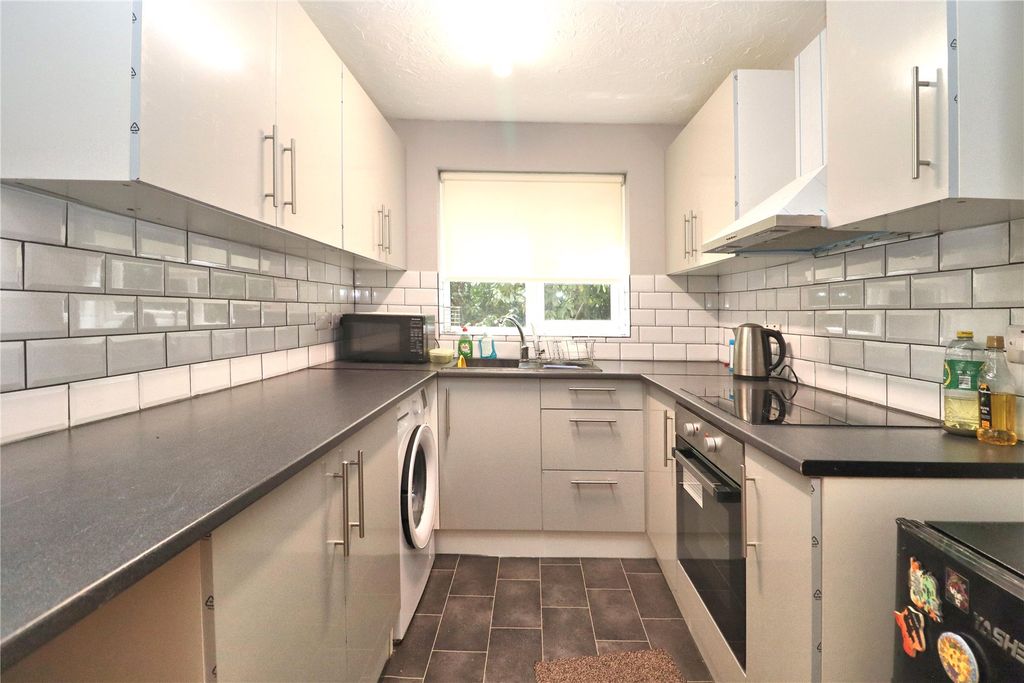 Property photo 2 of 7 Picture No. 06