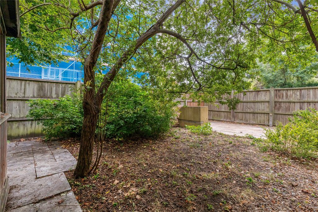 Property photo 3 of 12 Picture No. 06