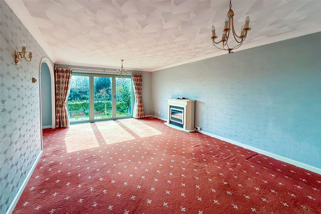 Property photo 2 of 17 Picture No. 30