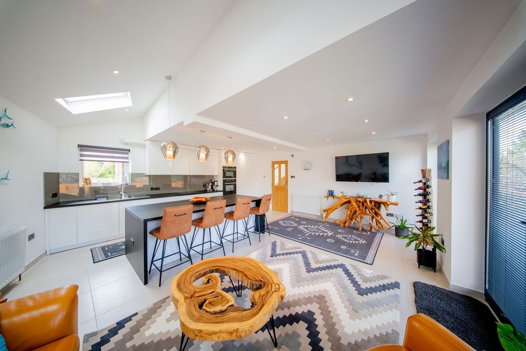 Property photo 2 of 15 Open Plan Kitchen/Lounge