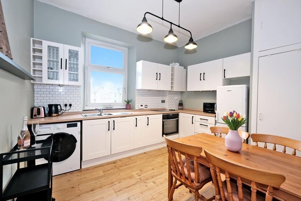 Property photo 1 of 8 7107232