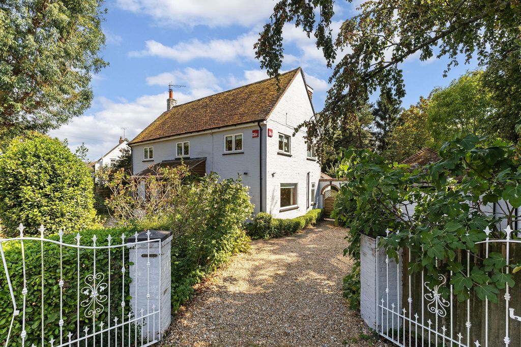 Property photo 1 of 10