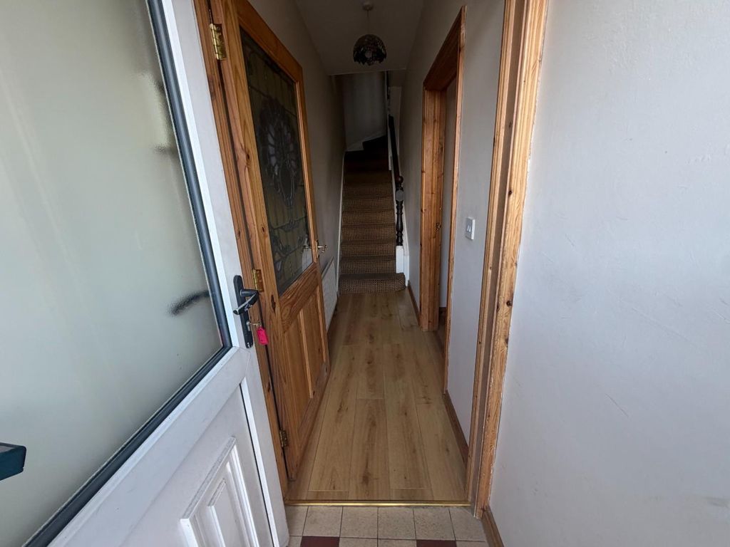 Property photo 3 of 13 Hallway