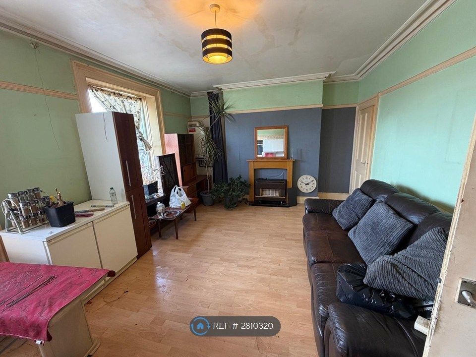 Property photo 1 of 4