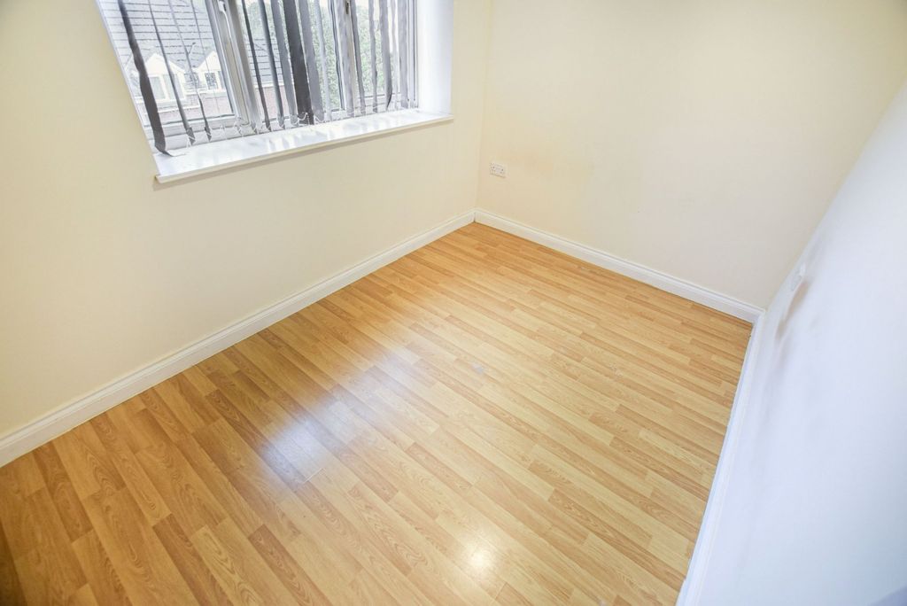 Property photo 2 of 7 Picture No. 08