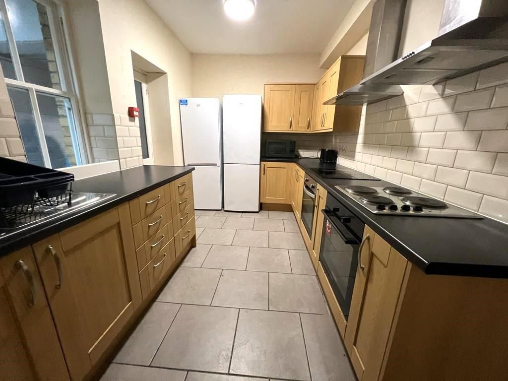 Property photo 2 of 13 226Bef1E-B6F2-4F47-B8A5-Cdf76B2d29c4.Jpg