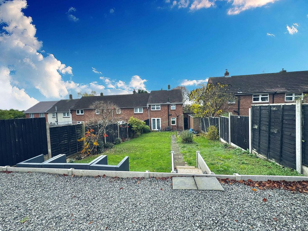 Property photo 3 of 26