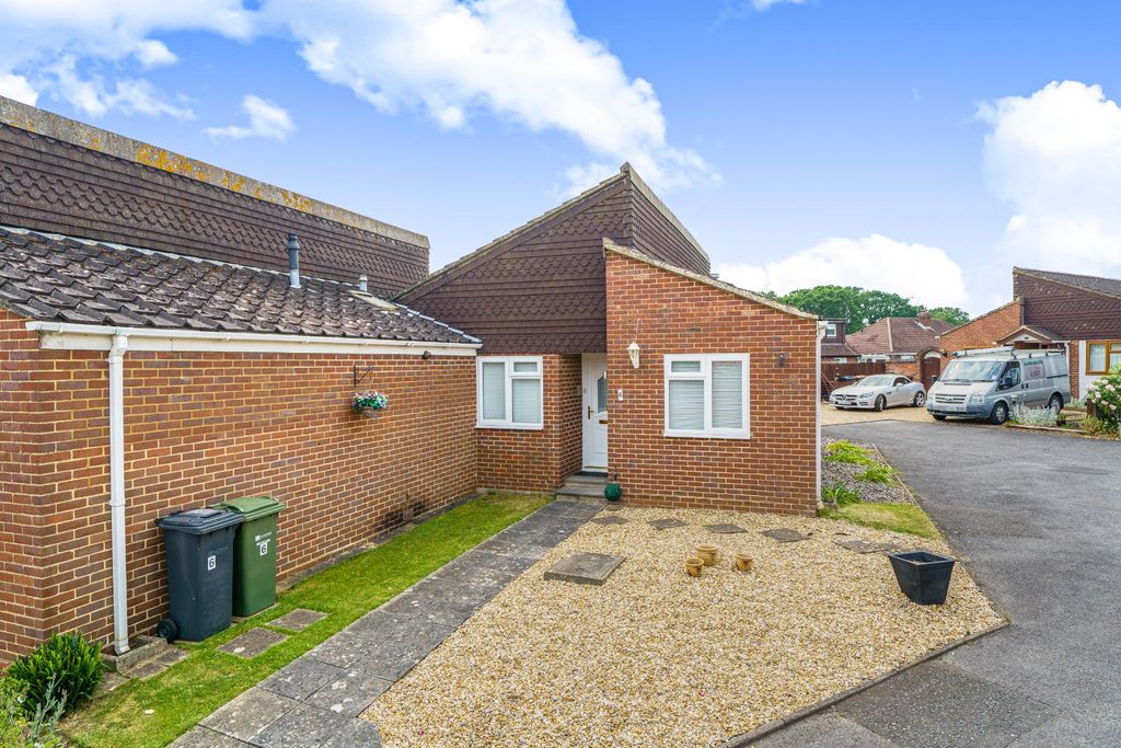 Property photo 2 of 18 Picture No. 03