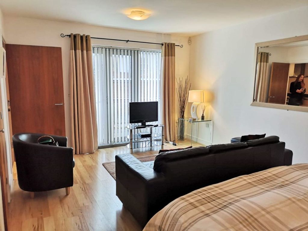 Property photo 1 of 5