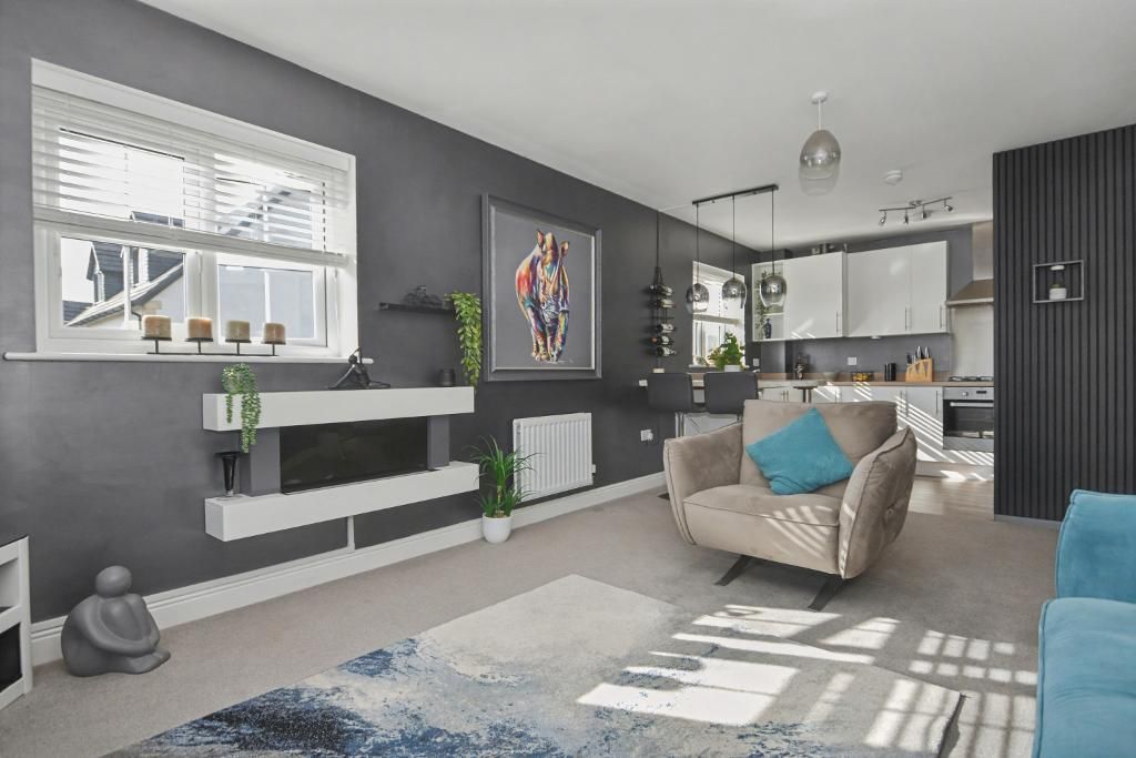 Property photo 2 of 16 Photo 2