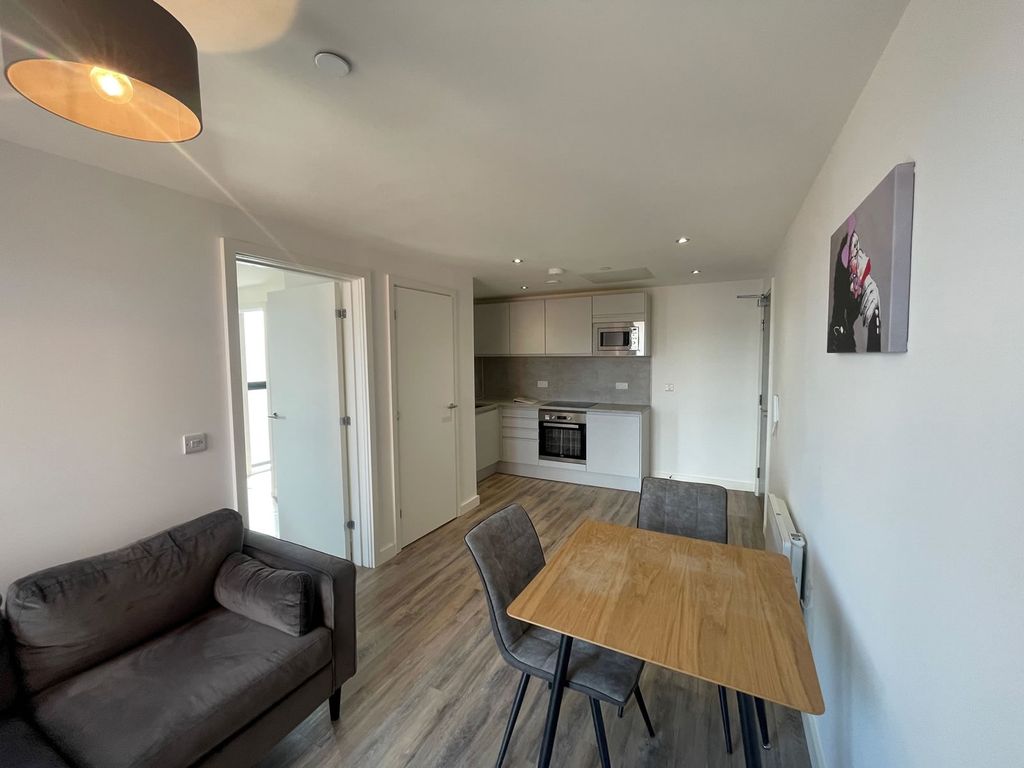 Property photo 3 of 7 41Kelham3.Jpg