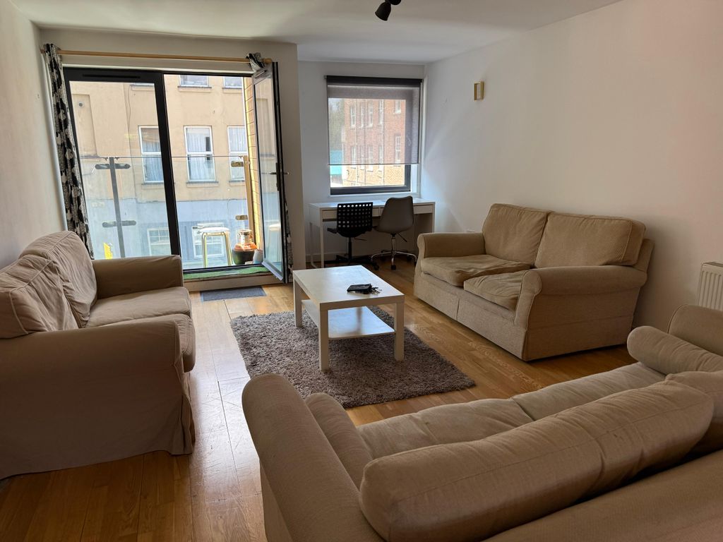 Property photo 2 of 10
