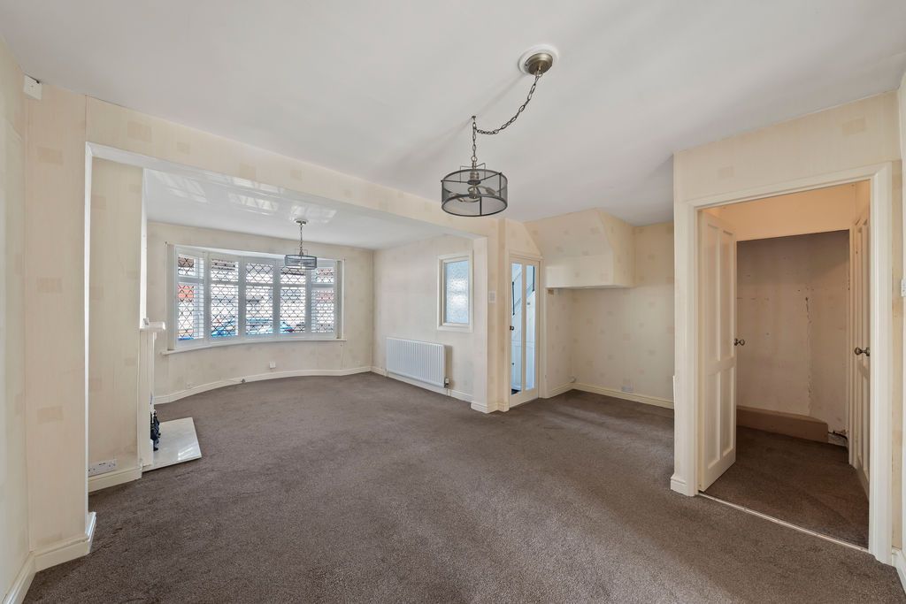 Property photo 2 of 19 Photo 1