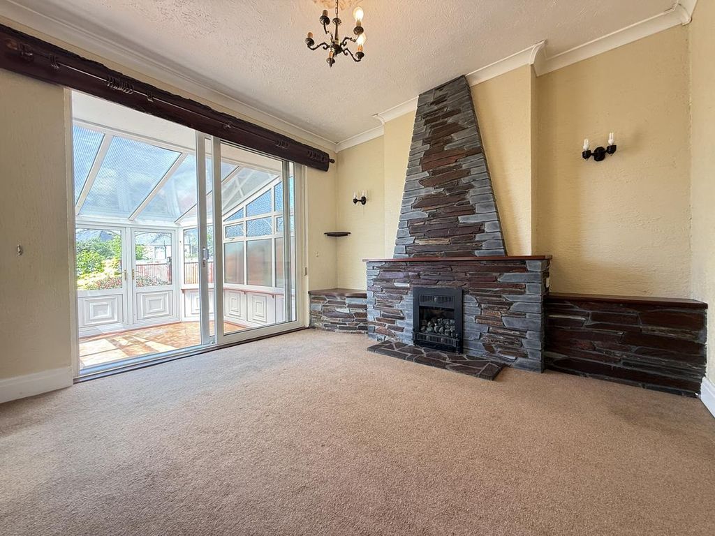 Property photo 3 of 12 Corondale Road 1 - Dining Room Front.Jpg