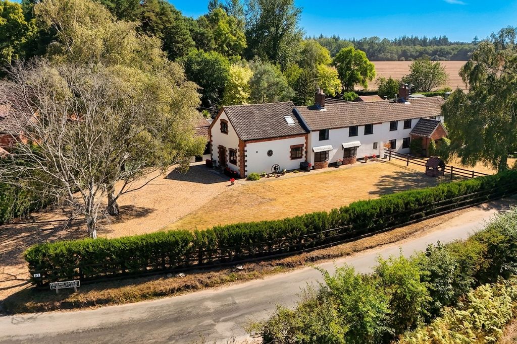 Property photo 1 of 27