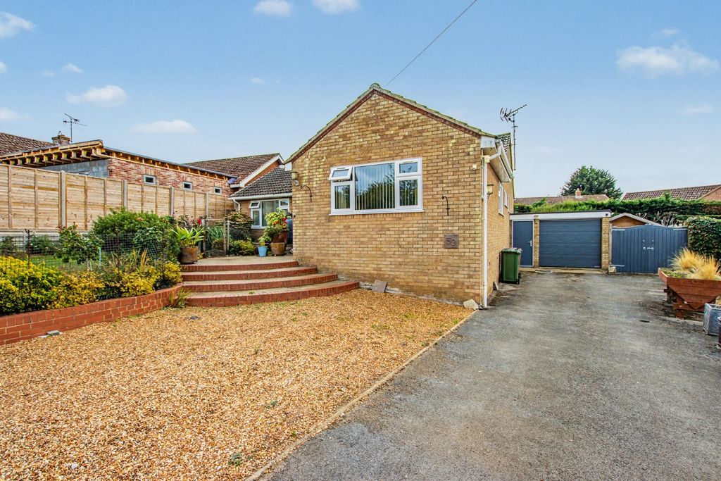Property photo 2 of 33 5561616