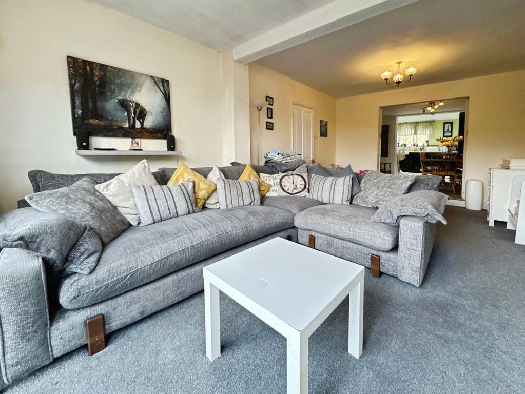 Property photo 2 of 15 Pbox-Img.Jpg