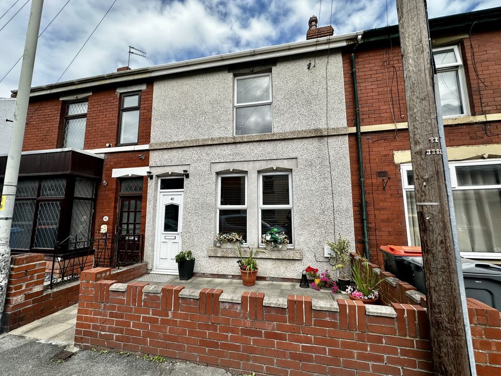 Property photo 1 of 23
