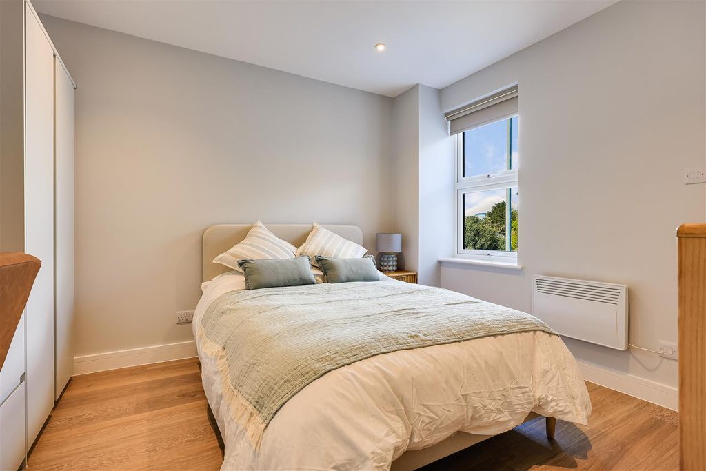 Property photo 2 of 17 Img (35).Jpg