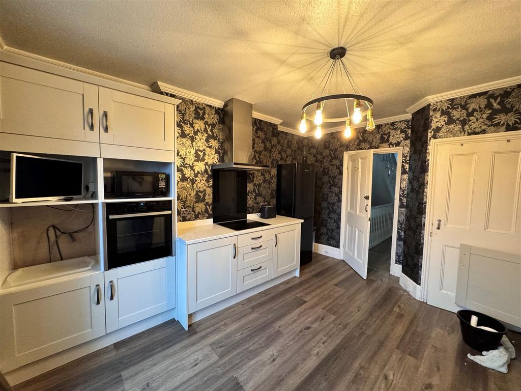 Property photo 3 of 3 Kitchen.Jpg