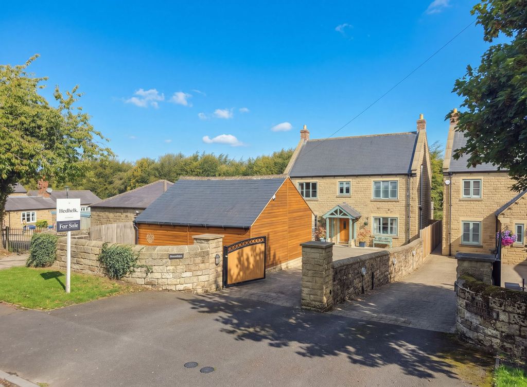 Property photo 1 of 68