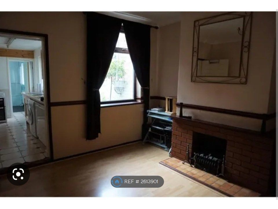 Property photo 3 of 6