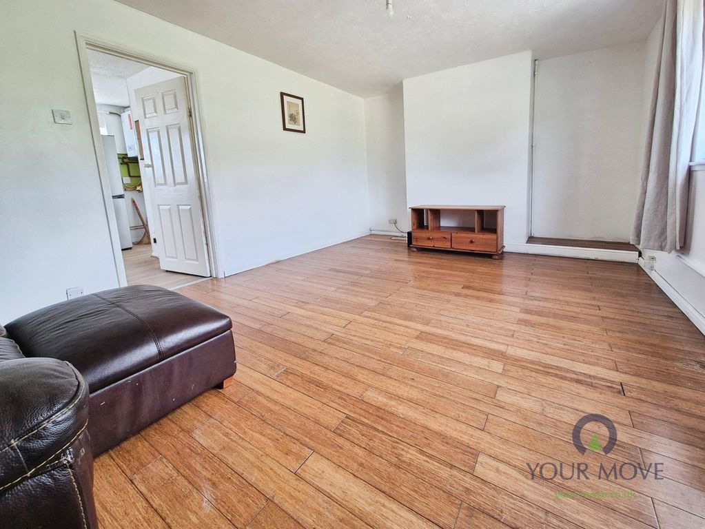 Property photo 3 of 12 Living Room