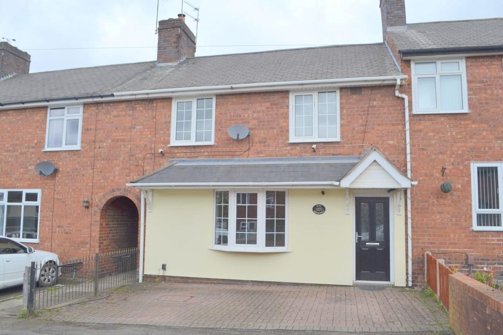 Property photo 1 of 13 Front (Medium).Jpg