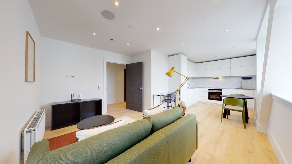 Property photo 1 of 20 Living Room