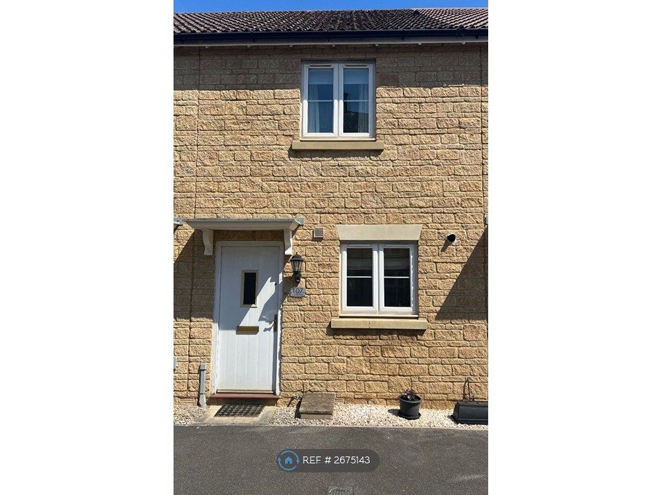 Property photo 2 of 21