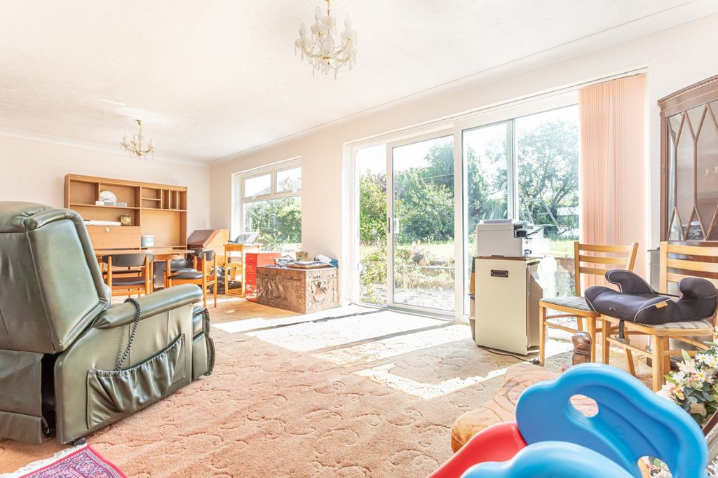 Property photo 3 of 14 Picture 3