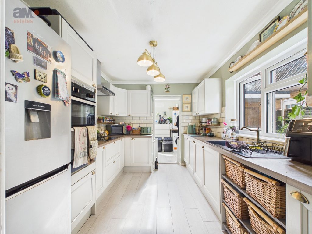 Property photo 3 of 23 5383377