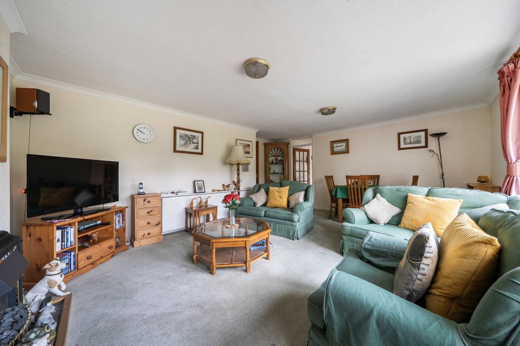 Property photo 3 of 20 Internal
