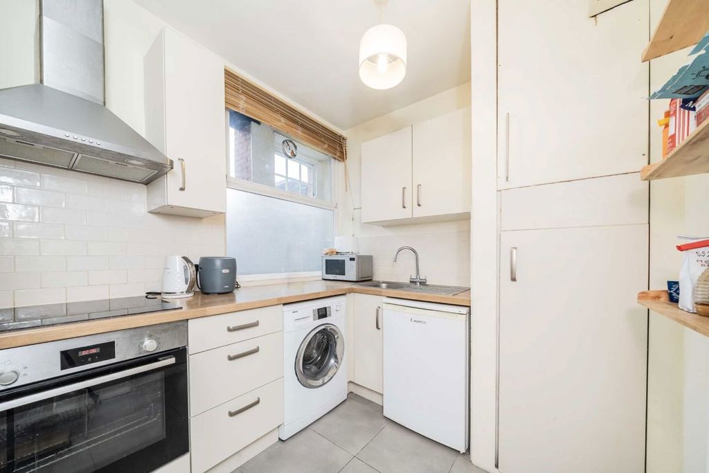 Property photo 2 of 4