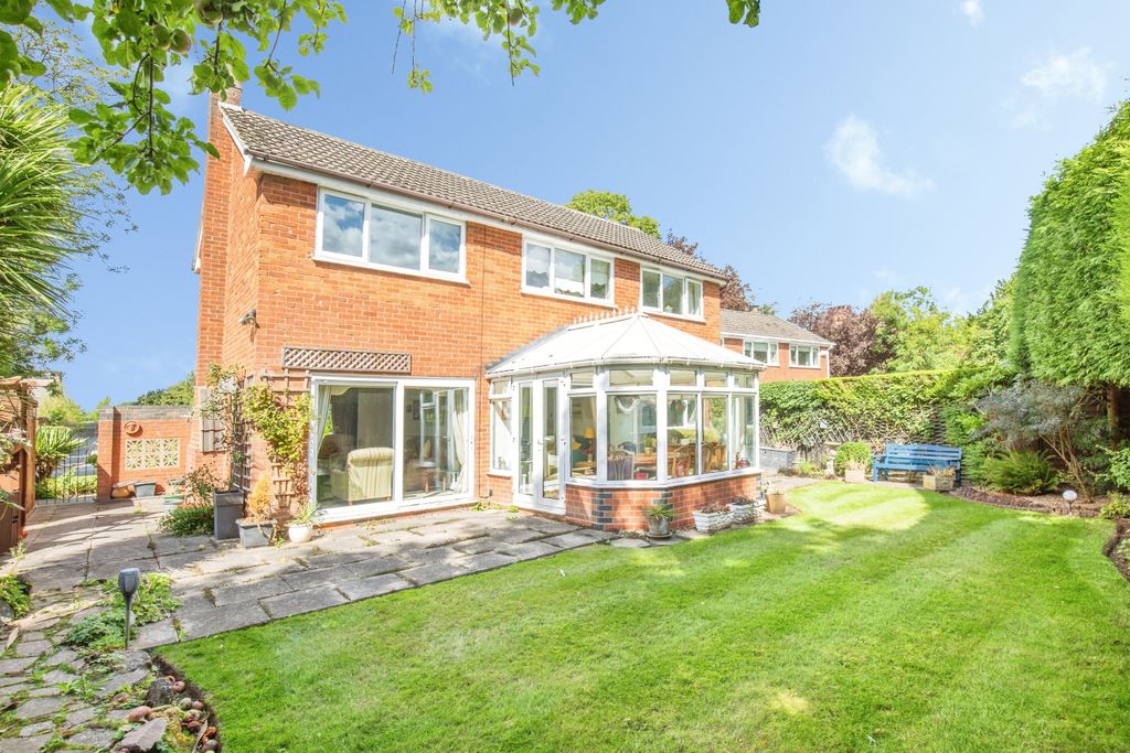 Property photo 2 of 27 6A79Fd42-Mw26-2582