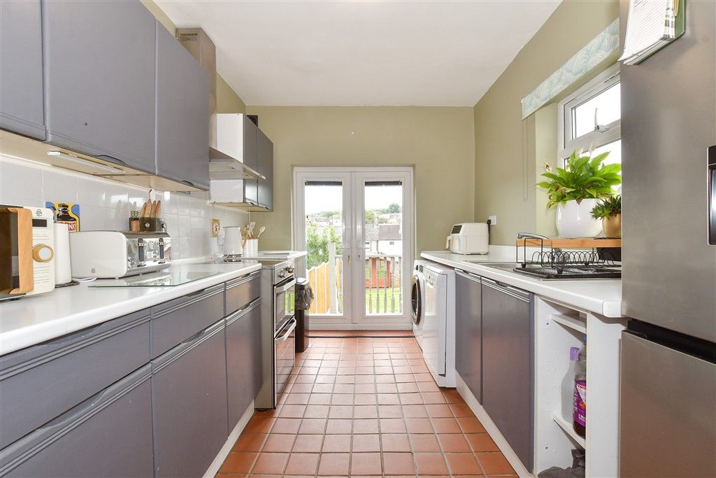 Property photo 2 of 12 Kitchen