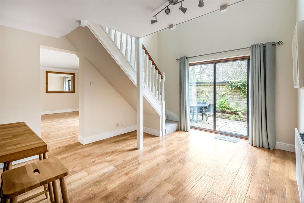 Additional image 14 of 3 bed flat for saleEastcroft Court, Albury Road, Guildford, Surrey GU1