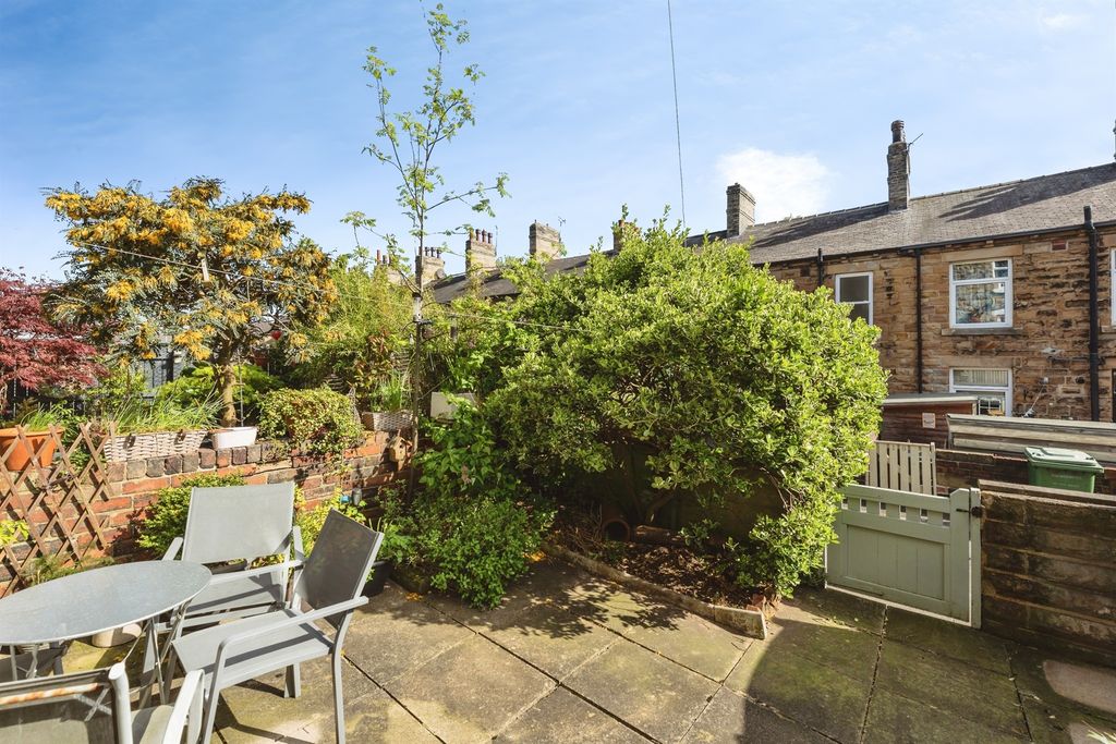 Property photo 2 of 13