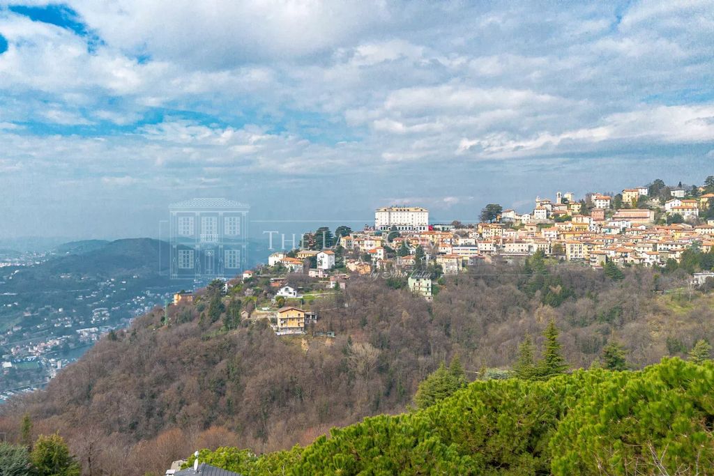Property photo 3 of 47 The Lake Como Villa-Villa Brunate Via Per Civiglio