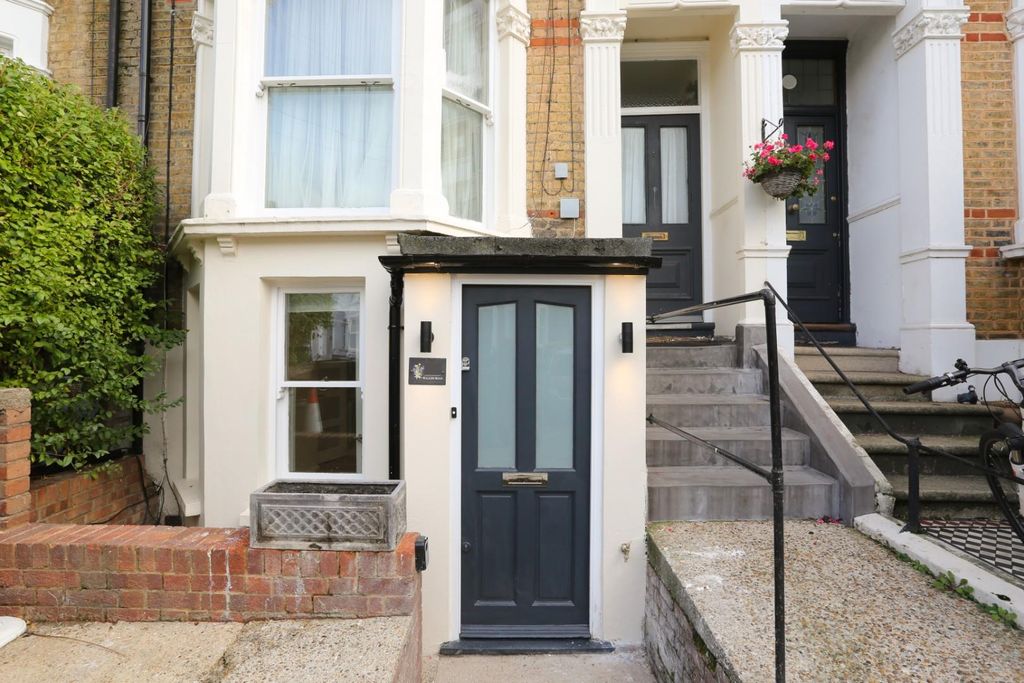 Property photo 2 of 12 Ach_6796.Jpg