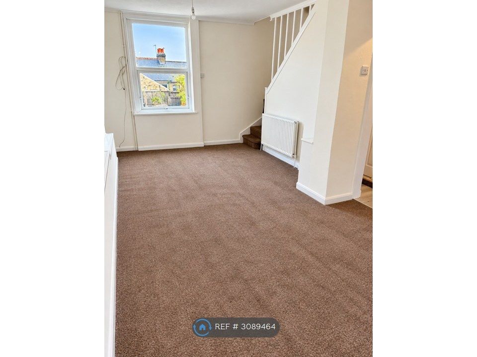 Property photo 3 of 5